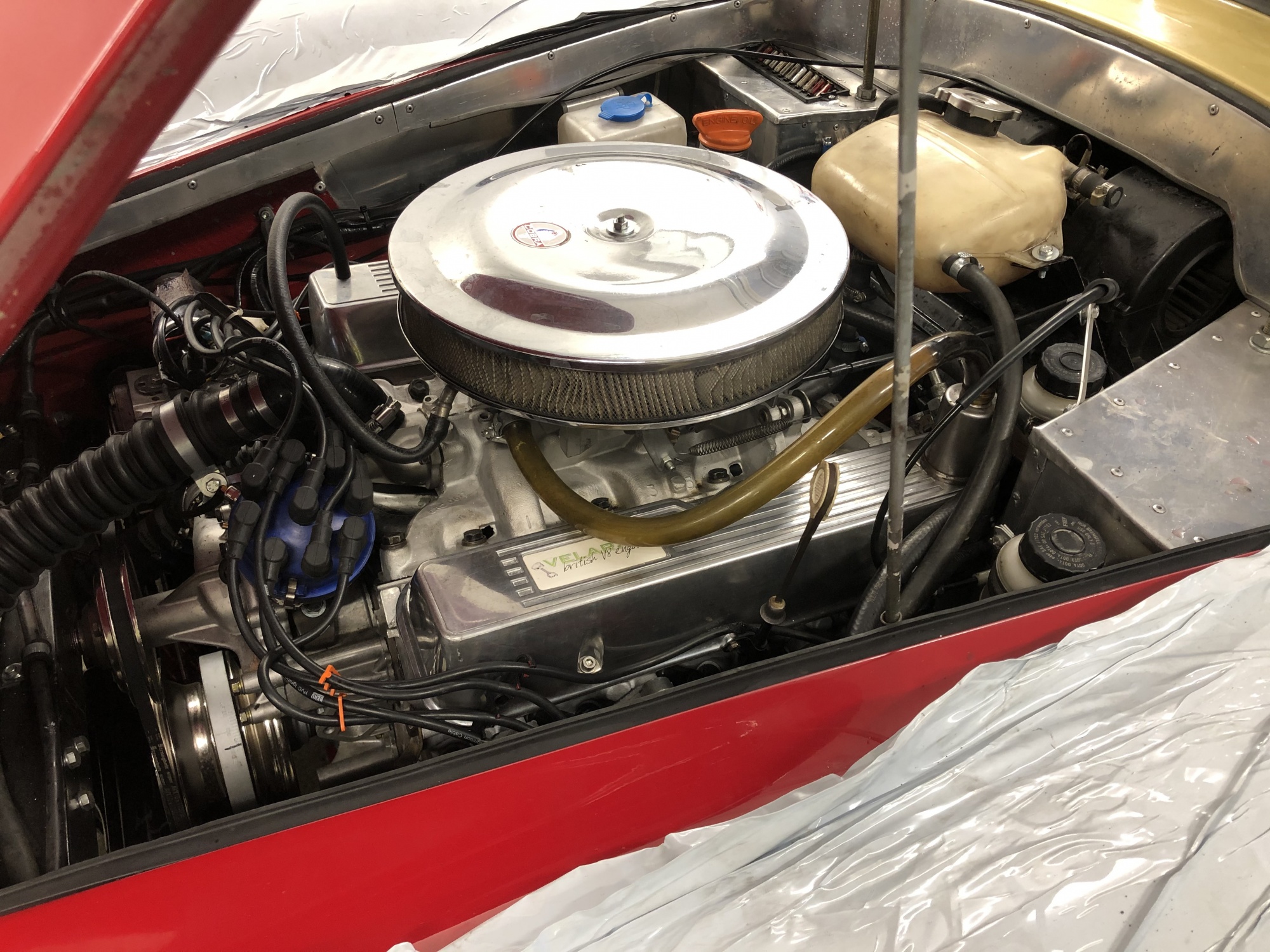 Motor des Autos Cobra Replika