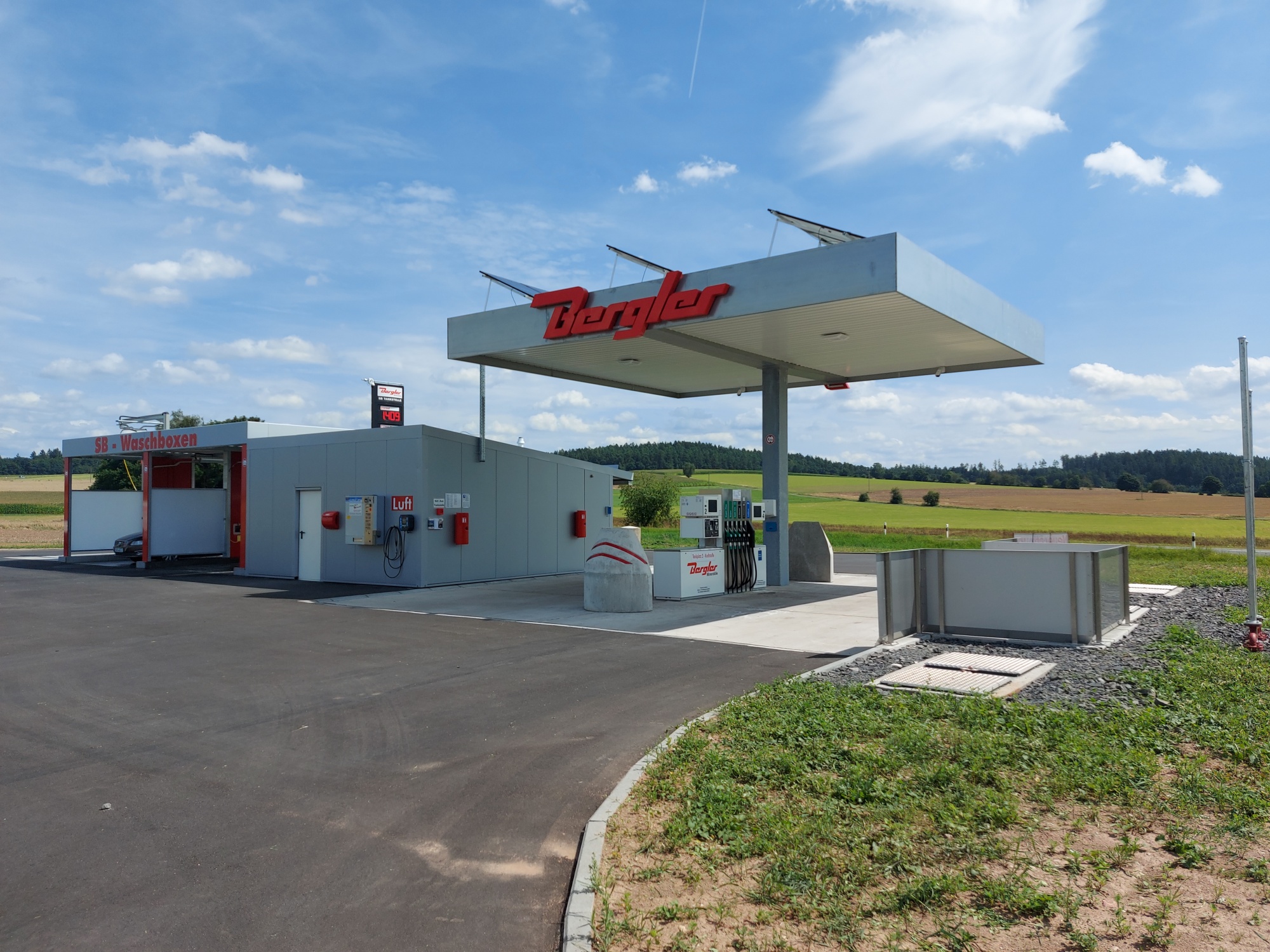 Tankstelle Bergler in Mantel (Kraftstoffe, Autowäsche, Tankautomat)